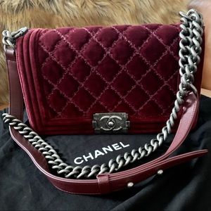 CHANEL Velvet Tweed Quilted Medium Boy Flap
